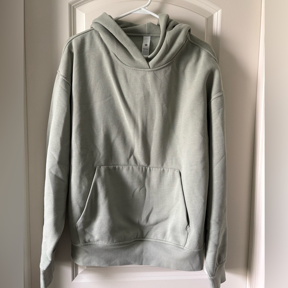 NWT lululemon athletica women’s Pullover Hoodie in Light Sage